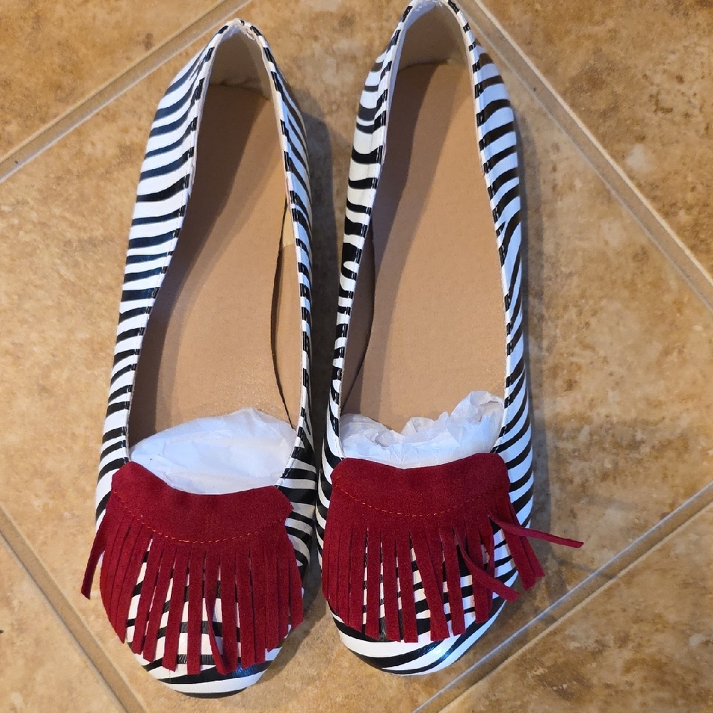 Stylish Zebra Print Flats with Red Fringe